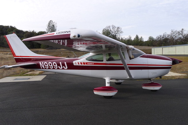 1976 Cessna 182P Skylane. $199,500 - (Here at Placerville) - N999JJ